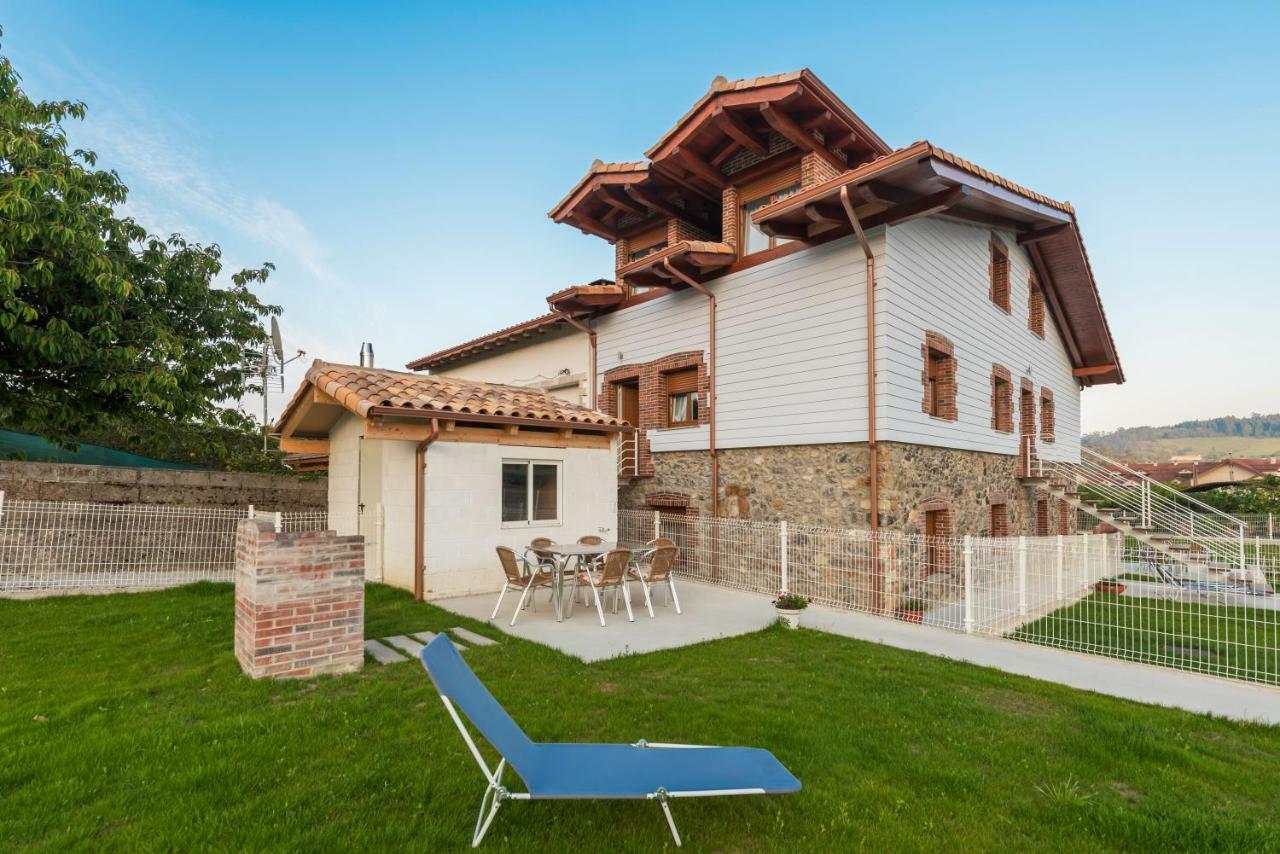 Apartamentos Turisticos El Ponton อาร์นูเอโร ภายนอก รูปภาพ